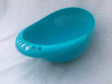 Load image into Gallery viewer, 2062 Plastic Heavy Rice Bowl Strainer/Colander